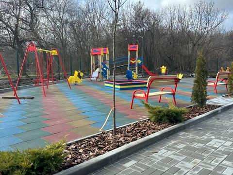 будинок за адресою Спокійний став, 3