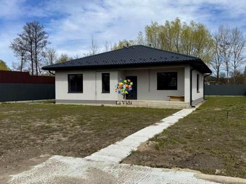 будинок за адресою Центральна вул., 1