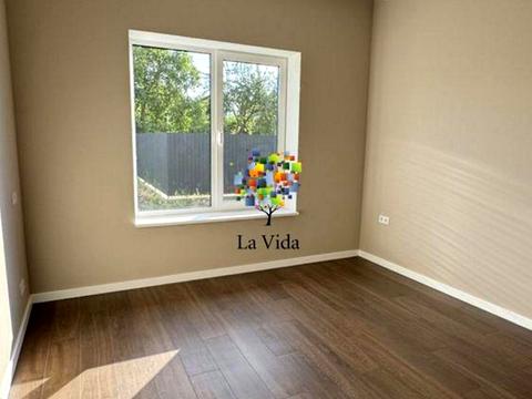 будинок за адресою Центральна вул., 1