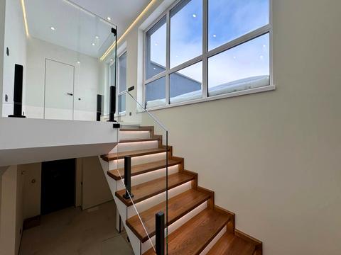 квартира по адресу Княгинин ул., (Будинок 10)