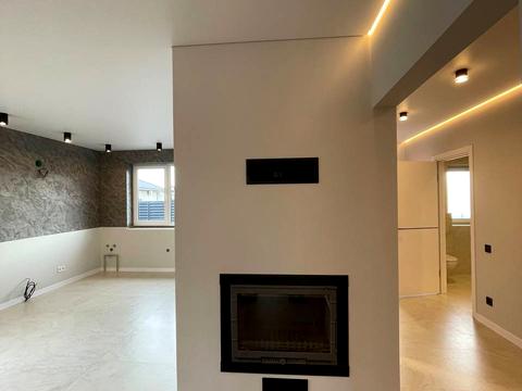 будинок за адресою с. Великі лази, Чорновола, 9