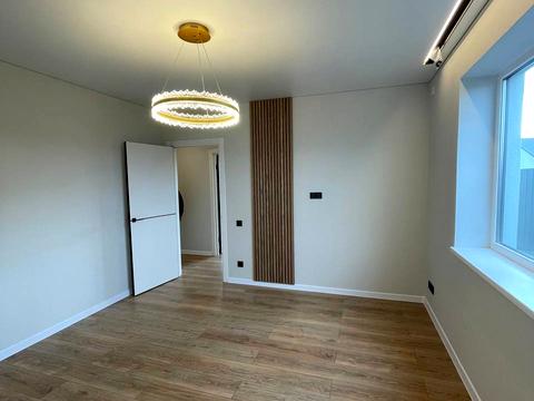 будинок за адресою с. Великі лази, Чорновола, 9