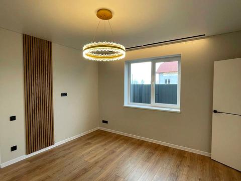 будинок за адресою с. Великі лази, Чорновола, 9