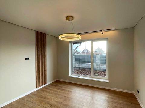 будинок за адресою с. Великі лази, Чорновола, 9