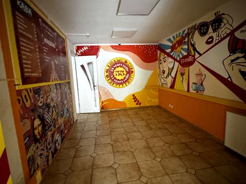 комерційна за адресою Минайська вул., 8