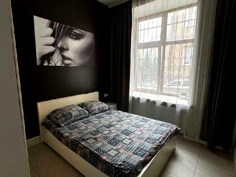 квартира по адресу Черноморская ул., 3