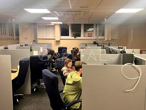 коммерческая по адресу Степана Бандеры просп. (Московський), 8