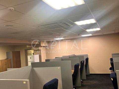 коммерческая по адресу Степана Бандеры просп. (Московський), 8