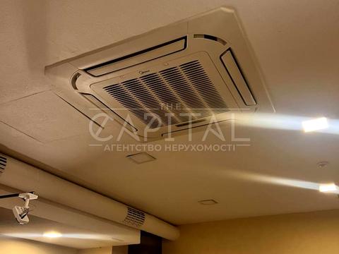 коммерческая по адресу Степана Бандеры просп. (Московський), 8