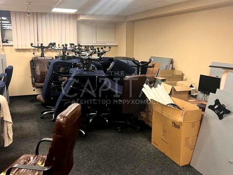 коммерческая по адресу Степана Бандеры просп. (Московський), 8