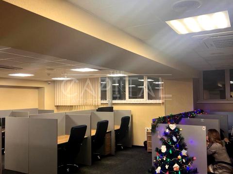 коммерческая по адресу Степана Бандеры просп. (Московський), 8