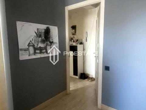 квартира за адресою Київ, Ореста Левицького вул. (Академіка Курчатова), 4