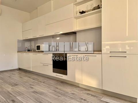 квартира по адресу Андрея Верхогляда ул. (Михайла Драгомирова), 2-А