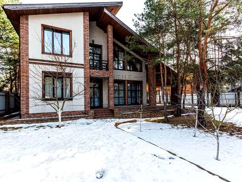 будинок за адресою вул. Радистів