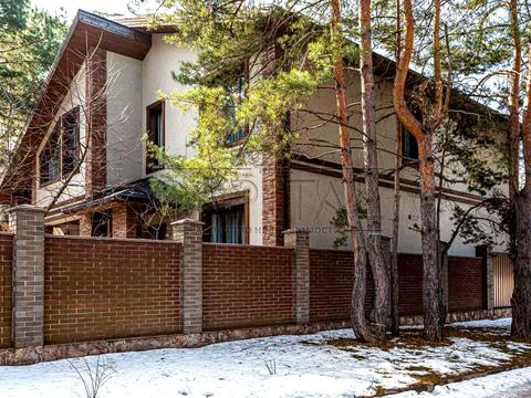 будинок за адресою вул. Радистів