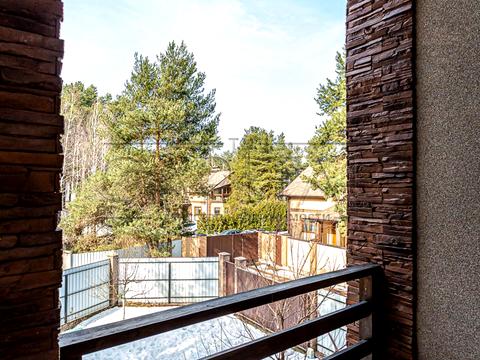 будинок за адресою вул. Радистів