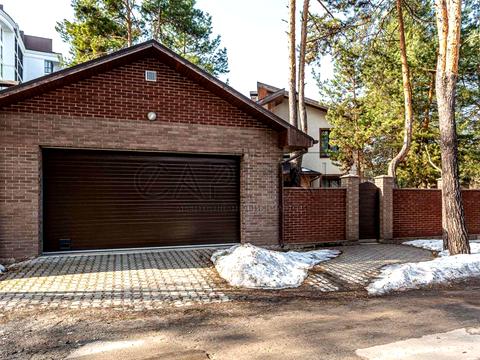 будинок за адресою вул. Радистів