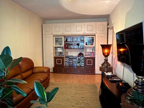 квартира за адресою Академіка Заболотного вул., 64