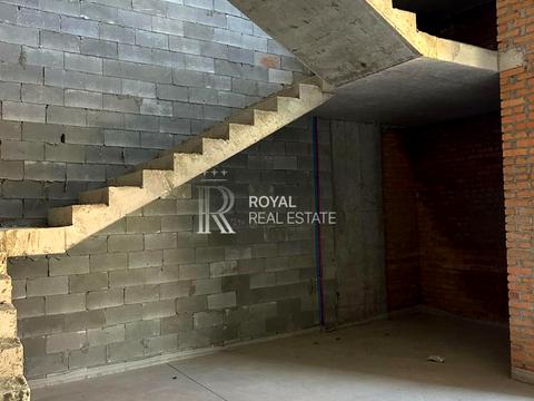 комерційна за адресою Чернігівська вул., 8