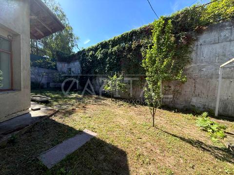 дом по адресу Радикальна