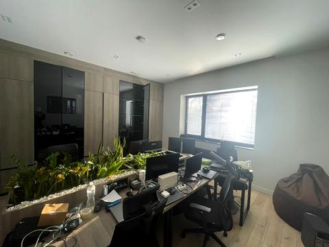 дом по адресу Стратегическое шоссе (Науки), 20