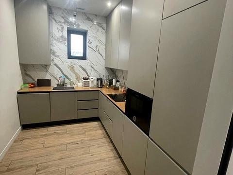 дом по адресу Стратегическое шоссе (Науки), 20