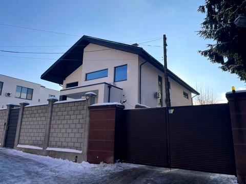 дом по адресу Стратегическое шоссе (Науки), 20