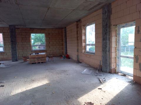 комерційна за адресою Чорновола вул., 80