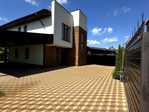 дом по адресу Приозерна