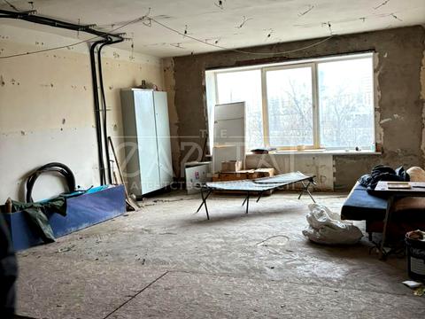 комерційна за адресою Київ, Миколи Василенка вул., 3