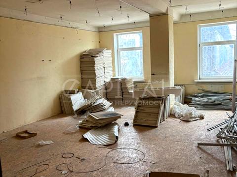 комерційна за адресою Київ, Миколи Василенка вул., 3