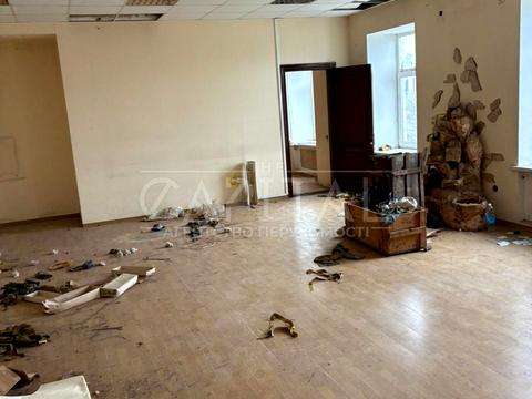 комерційна за адресою Київ, Миколи Василенка вул., 3