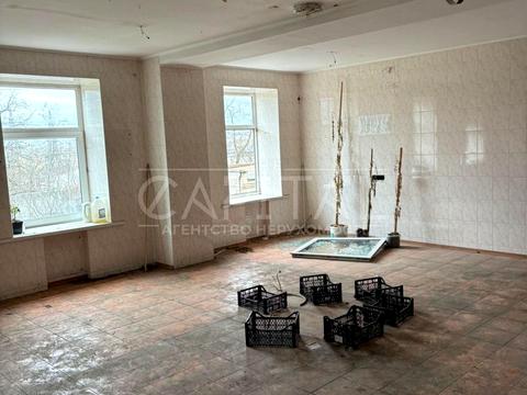 комерційна за адресою Миколи Василенка вул., 3