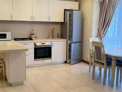 квартира за адресою Лесі Українки бульв., 10