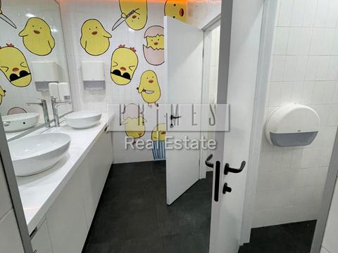 комерційна за адресою Саксаганського вул., 53