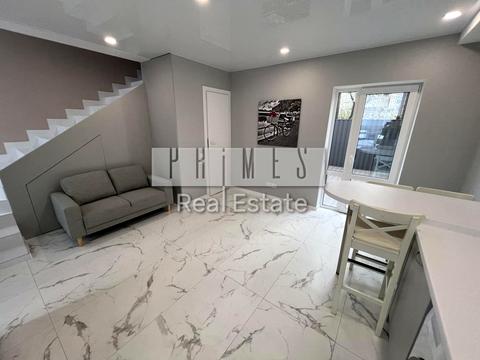 будинок за адресою Василя Погрібного пров.