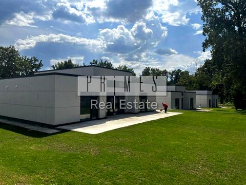 дом по адресу Верского ул.