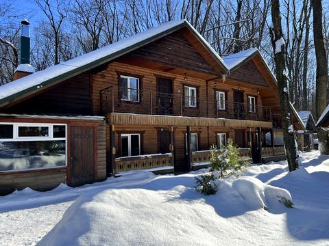 коммерческая по адресу с. Олиевка, 140км траси Київ-Чоп, 1