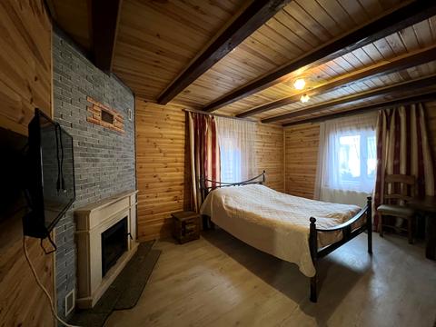 коммерческая по адресу с. Олиевка, 140км траси Київ-Чоп, 1