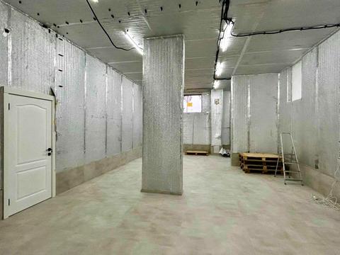 комерційна за адресою Практична вул., 8