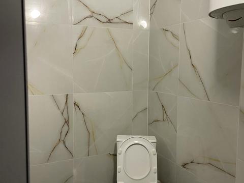 комерційна за адресою Соборна, 105/1