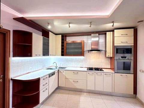 квартира за адресою Свободи вул., 19