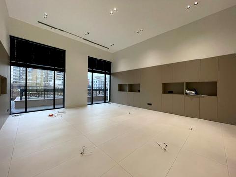 комерційна за адресою Михайла Максимовича вул. (Онуфрія Трутенка), 28-Е