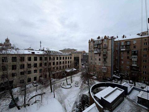 комерційна за адресою Хрещатик вул. (Kreschatic), 15