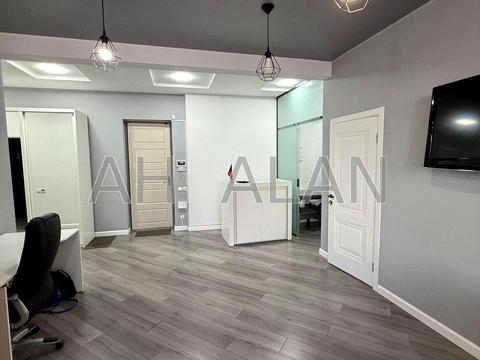 коммерческая по адресу Павла Тычины просп., 18-Б