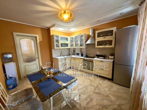 квартира по адресу Голосеевская ул., 13