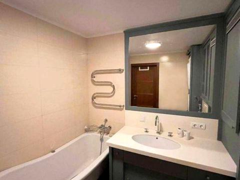 квартира за адресою Володимира Івасюка просп. (Героїв Сталінграду), 43-Б