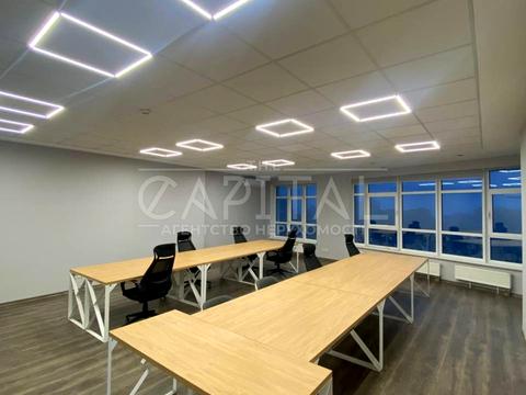 комерційна за адресою Кловський узвіз (Кловський), 7a