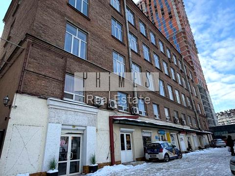 комерційна за адресою Глибочицька вул., 1