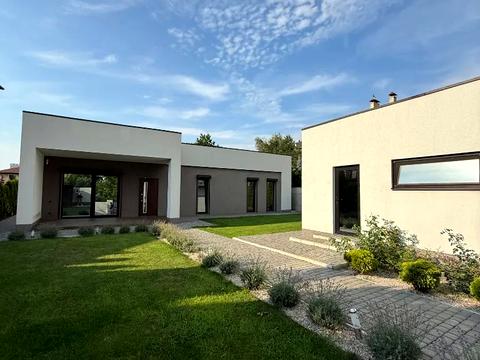 будинок за адресою Окружна